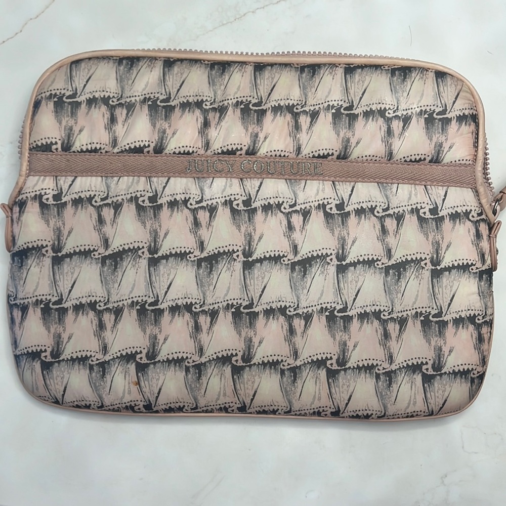 Juicy Couture Computer Bag.